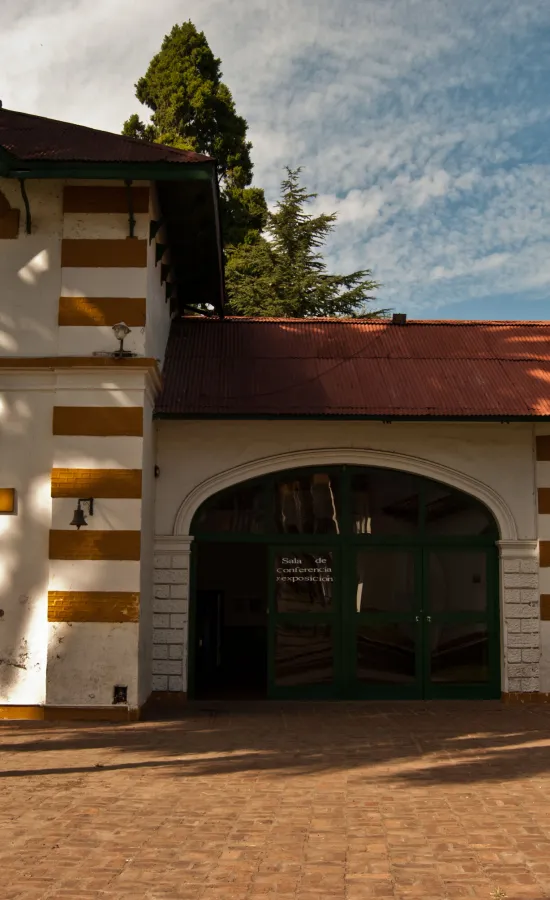 Pileta de Escuela de cadetes Juan Vucetich