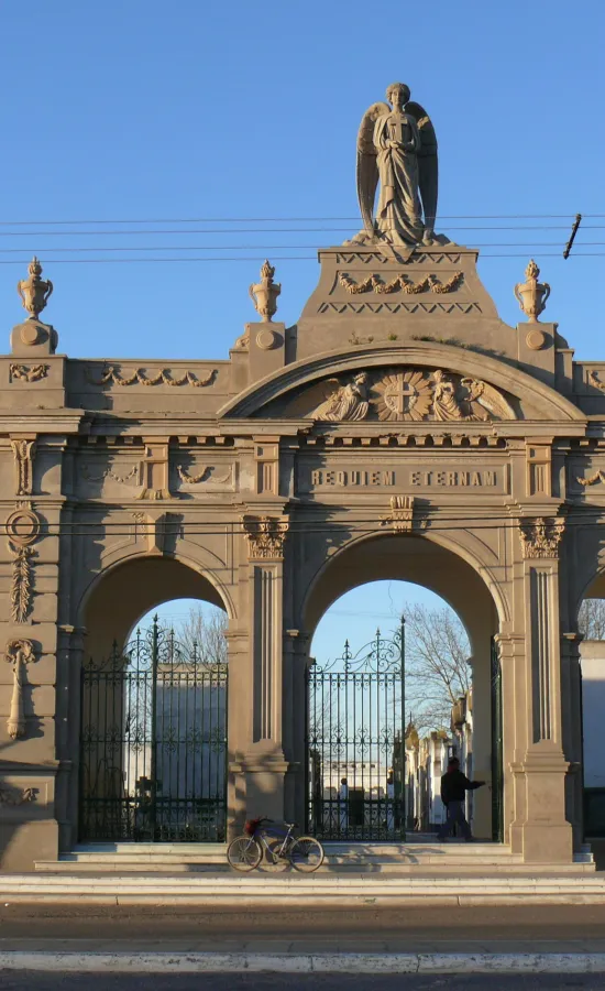 Cementerio Municipal de Pehuajó