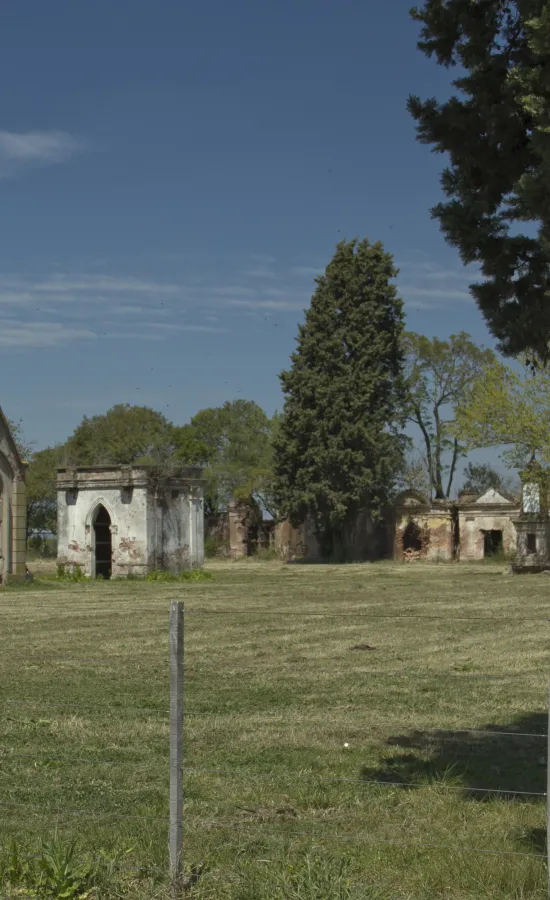 Cementerio Abandonado Sud