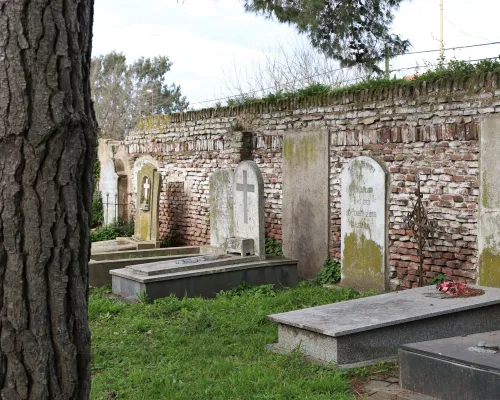 Cementerio Municipal de Azul