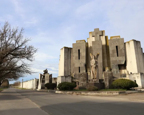 Cementerio Municipal de Azul