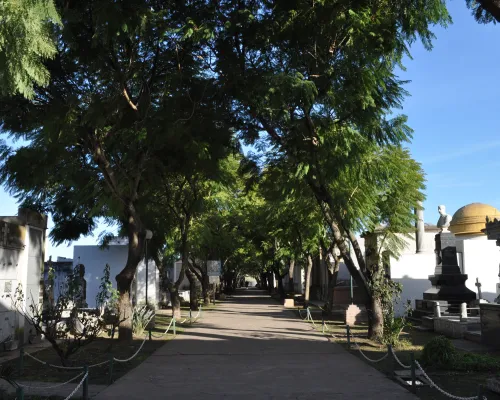Cementerio Municipal de Lobos