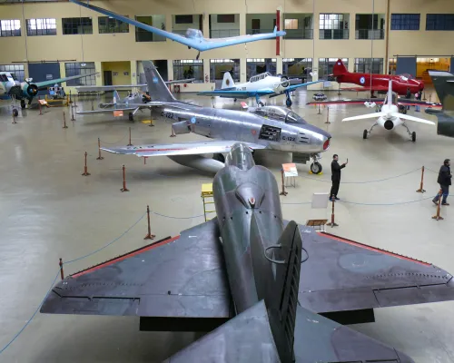 Base Aérea Militar Morón - Museo Nacional de Aeronáutica
