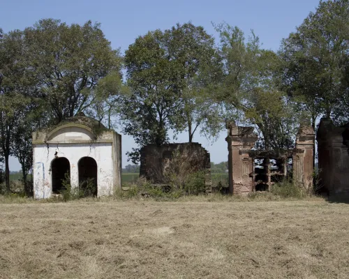 Cementerio Abandonado Sud