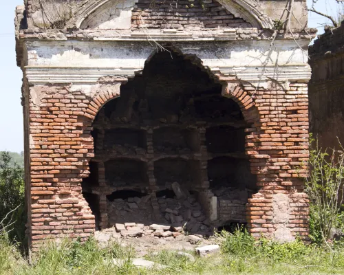 Cementerio Abandonado Sud