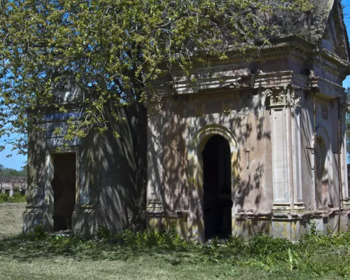 Cementerio Abandonado Sud