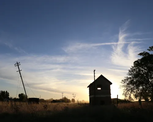 Estación de Ferrocarril abandonada Defferrari