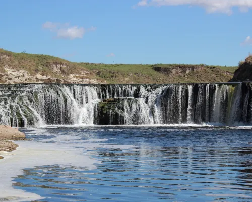 Cascada Cifuentes - Río Quequén