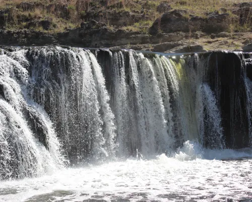 Cascada Cifuentes - Río Quequén